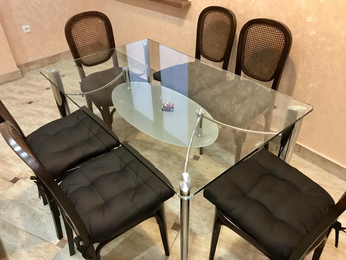 Large Apartment In The City Center Μουκάτσεβο Εξωτερικό φωτογραφία